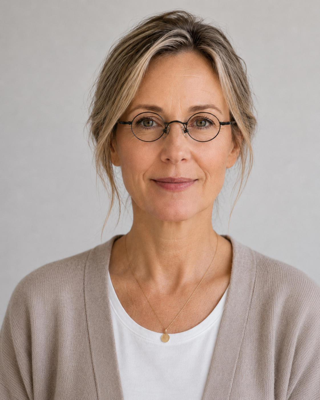 Beckett | Vintage Metal Small Round Eyeglasses