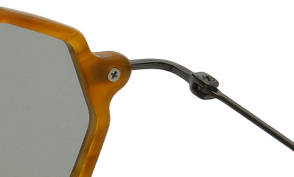 metal temple of acetate sunglasses
