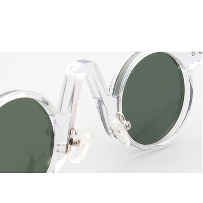 Nose pads of clear hipster polarized sunglasses