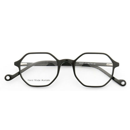 Black polygon shaped eyeglasses
